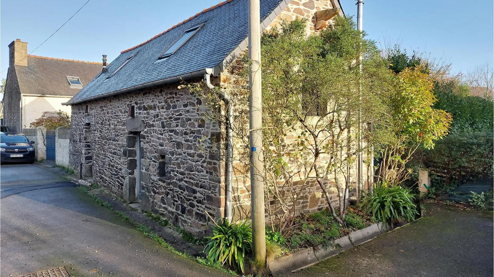 Nice Home In Plouezec With Kitchen Nyaraló